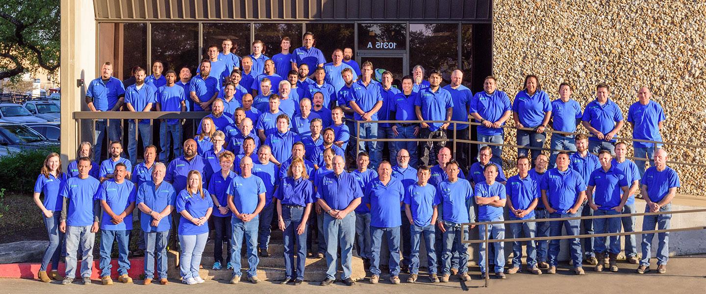 Photo of the entire Efficient AC, Electric & Plumbing team